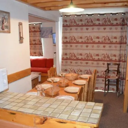 Apartamento Montagnard Pour 7 Pers Avec Mezzanine, Proche Des Pistes Aux Menuires - Fr-1-452-30 *